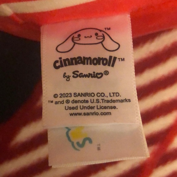 New Cinnamonroll Squishmallow - Picture 3 of 6
